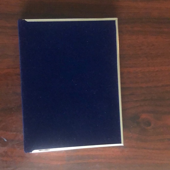 Tri fold photo frame - Picture 1 of 3